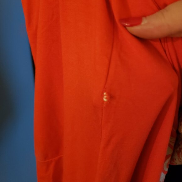 Madlen Dressy Top Size medium - Picture 4 of 10